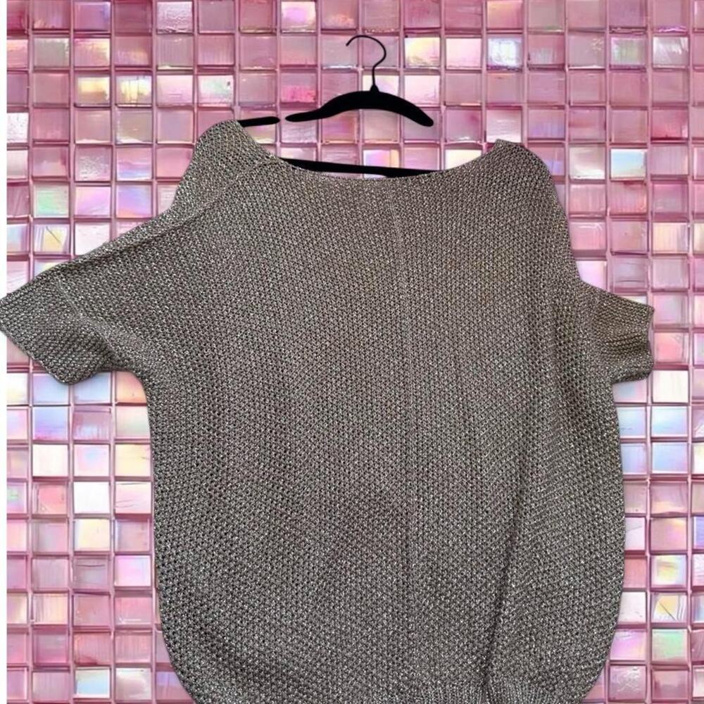 Gold shimmer pullover effortless